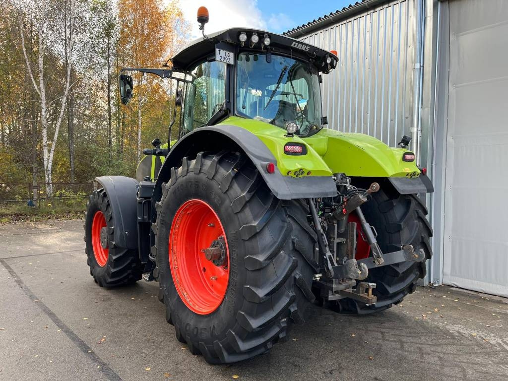 Tractor Claas Axion 950