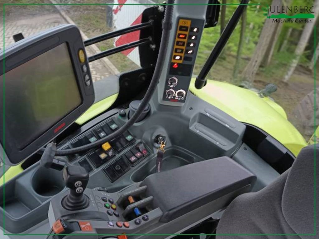 Tractor Claas Axion 950