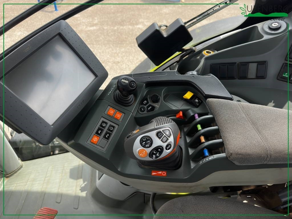 Tractor Claas Axion 950 Cmatic