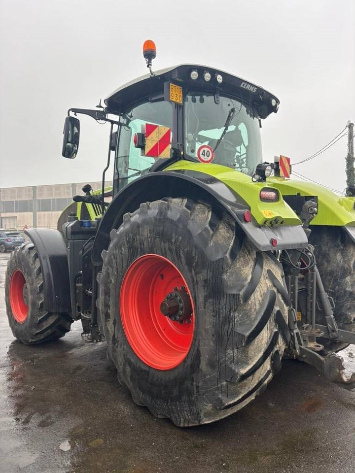 Tractor Claas Axion 950 Cmatic