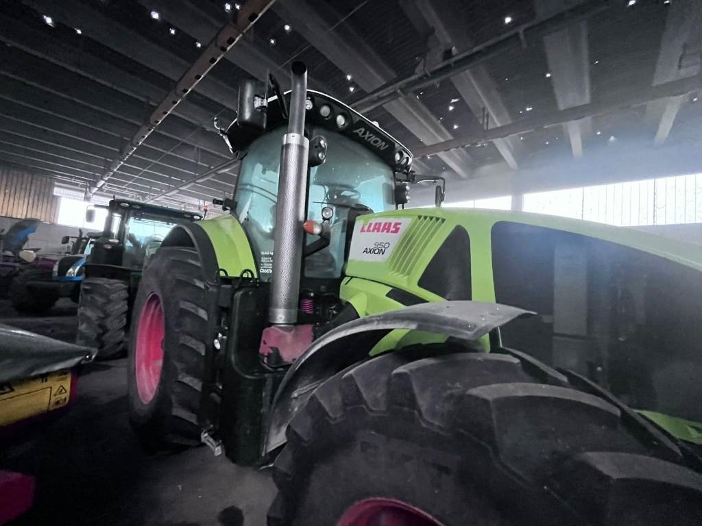 Tractor Claas Axion 950 Cmatic