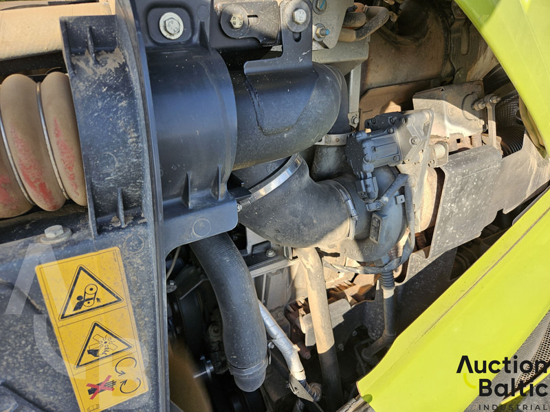 Tractor Claas Axion 960