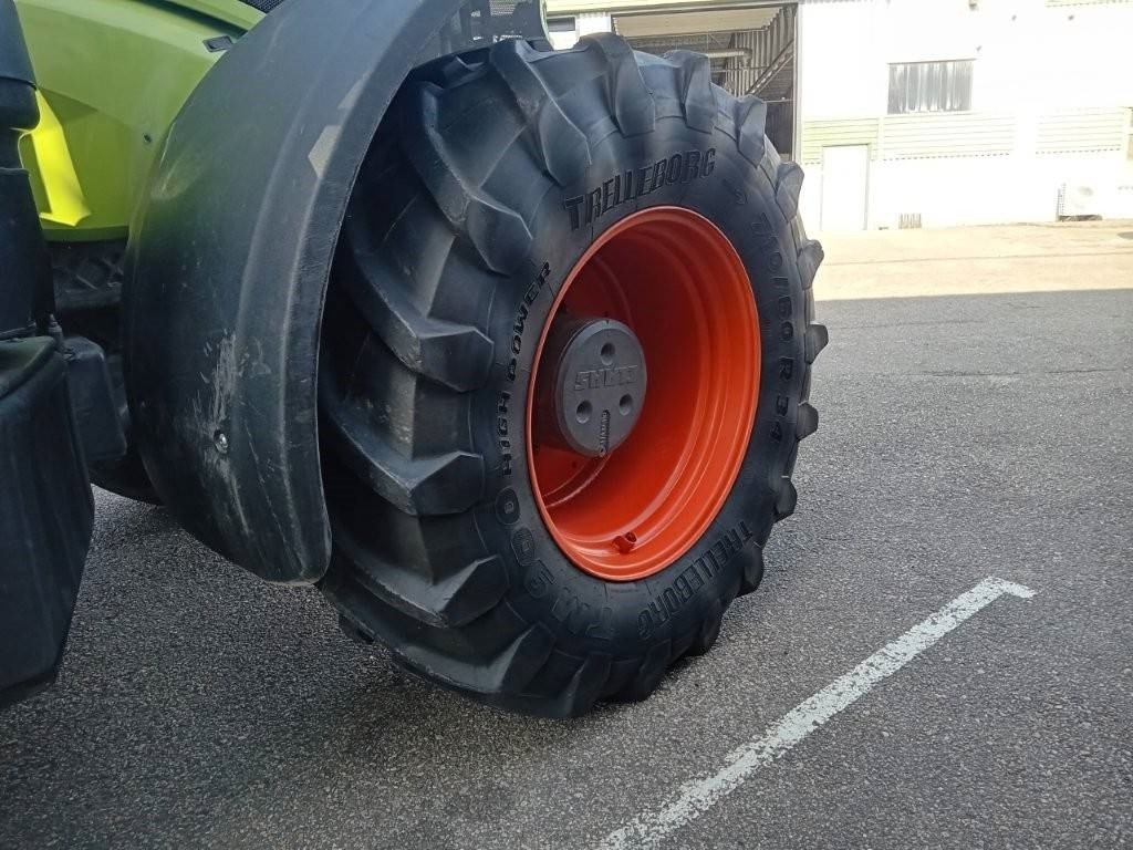 Tractor Claas Axion 960