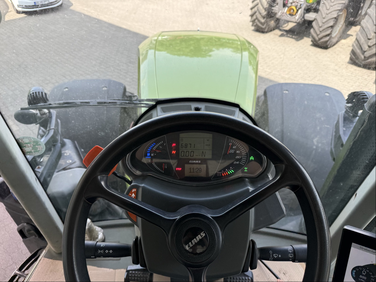 Tractor Claas Axion 960