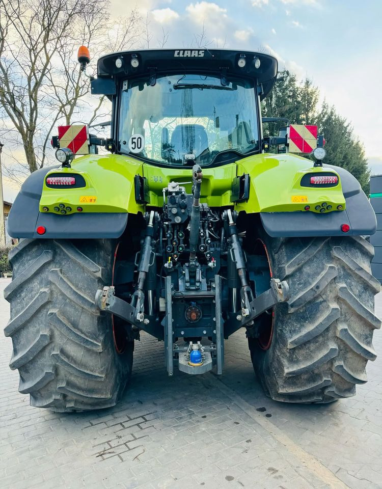 Tractor Claas Axion 960