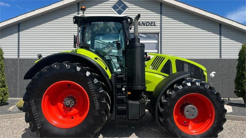 Tractor Claas Axion 960 Med GPS anlæg og stor dæk montering. Dan