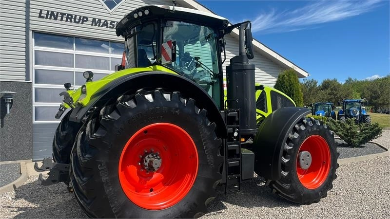 Tractor Claas Axion 960 Med GPS anlæg og stor dæk montering. Dan
