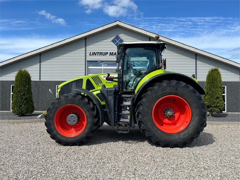 Tractor Claas Axion 960 Med GPS anlæg og stor dæk montering. Dan