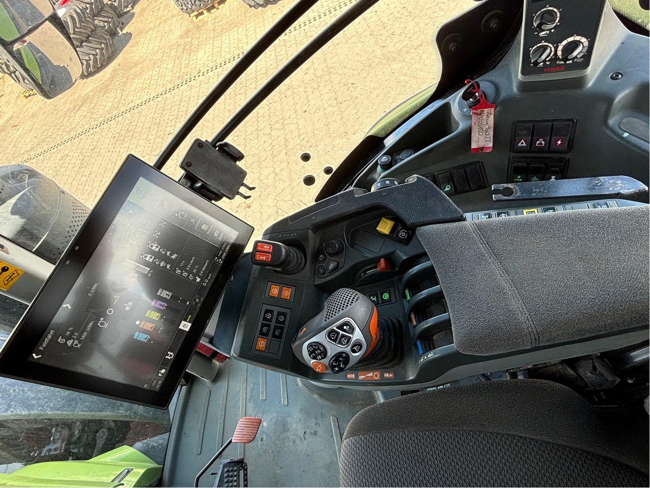 Tractor Claas Axion 960 TerraTrac