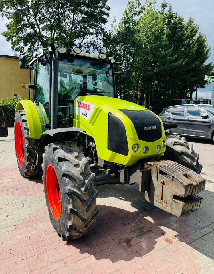 Tractor Claas Axos 330
