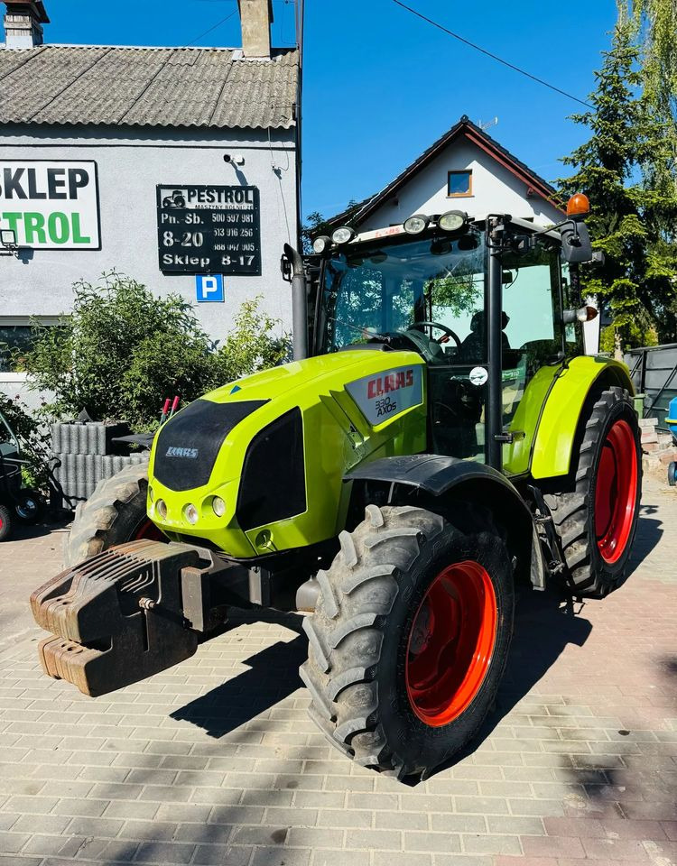 Tractor Claas Axos 330