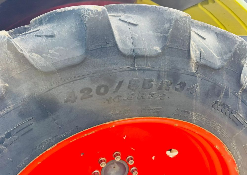 Tractor Claas Celtis 446 RX