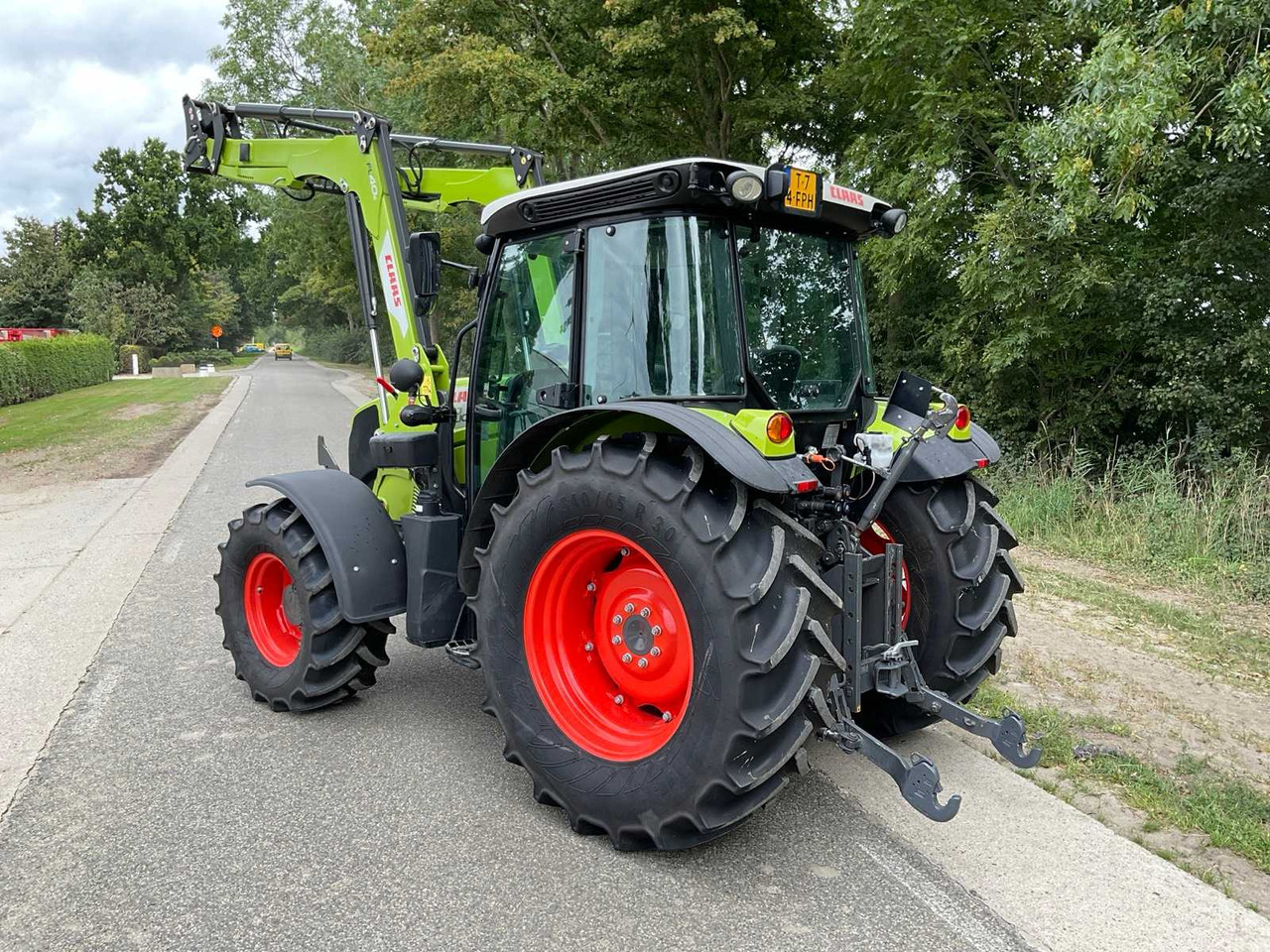 Tractor Claas Elios 210
