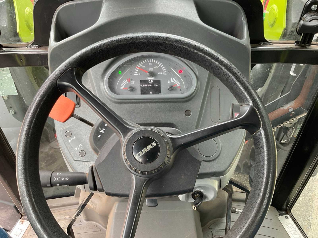 Tractor Claas Elios 210
