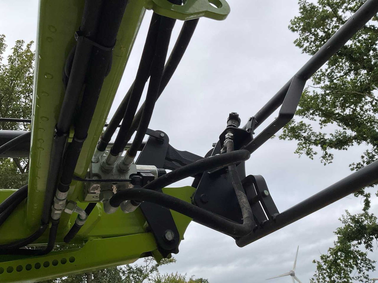 Tractor Claas Elios 210