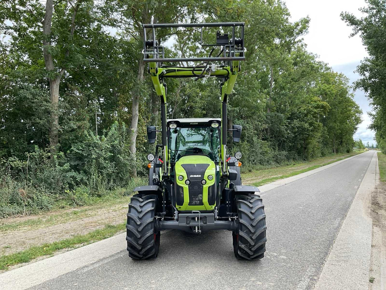 Tractor Claas Elios 210