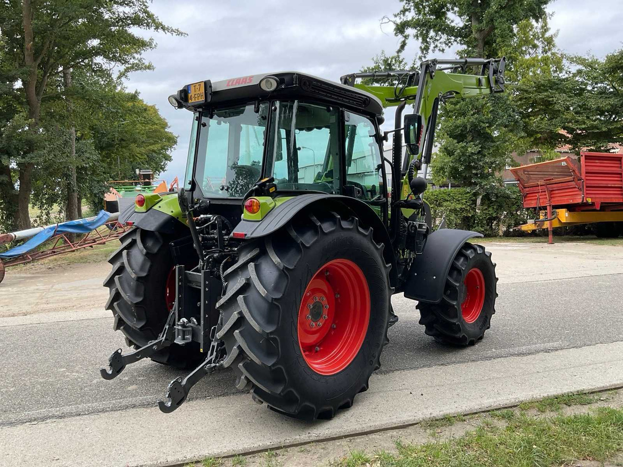 Tractor Claas Elios 210