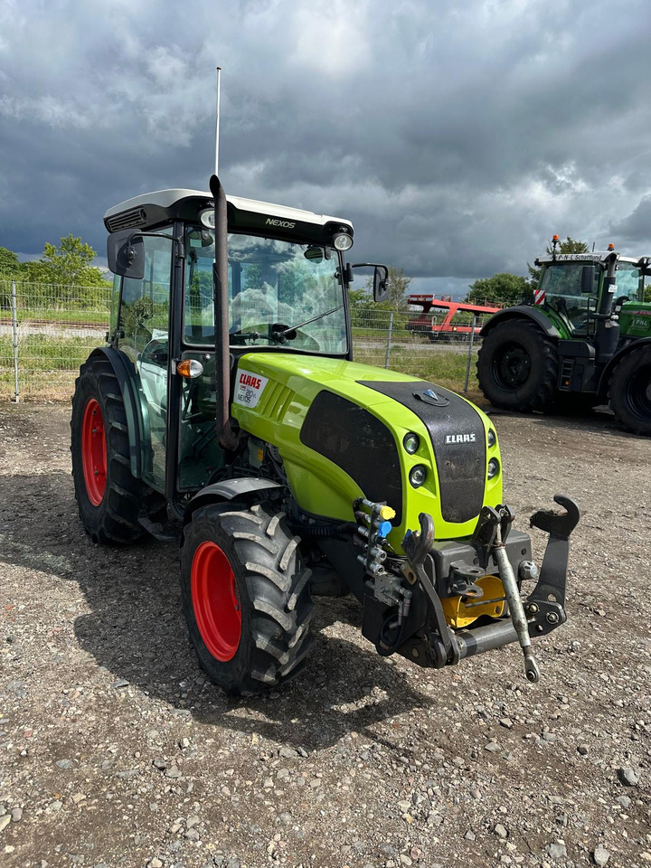 Tractor Claas Nexos 210 VL