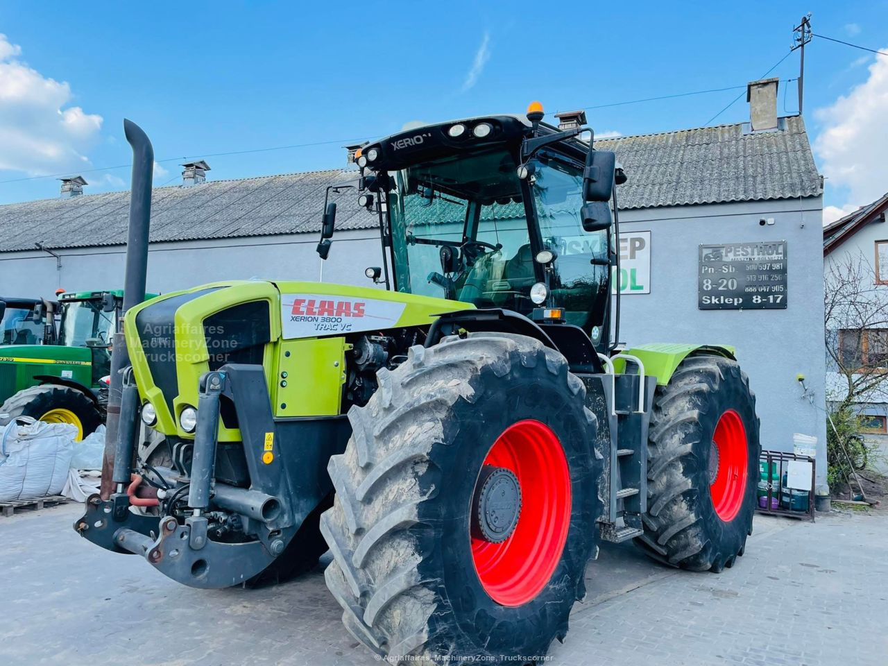 Tractor Claas XERION 3800