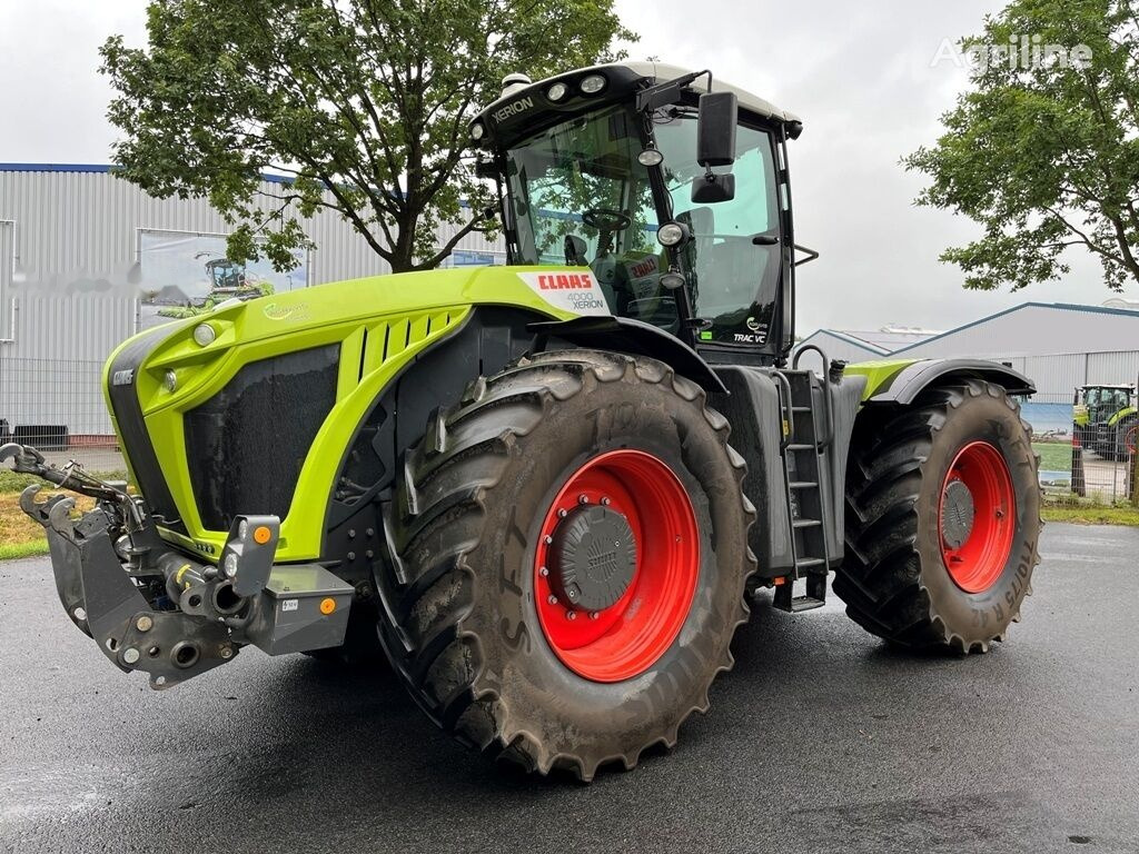 Tractor Claas XERION 4000 TRAC VC
