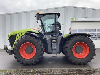Tractor Claas XERION 5000 TRAC