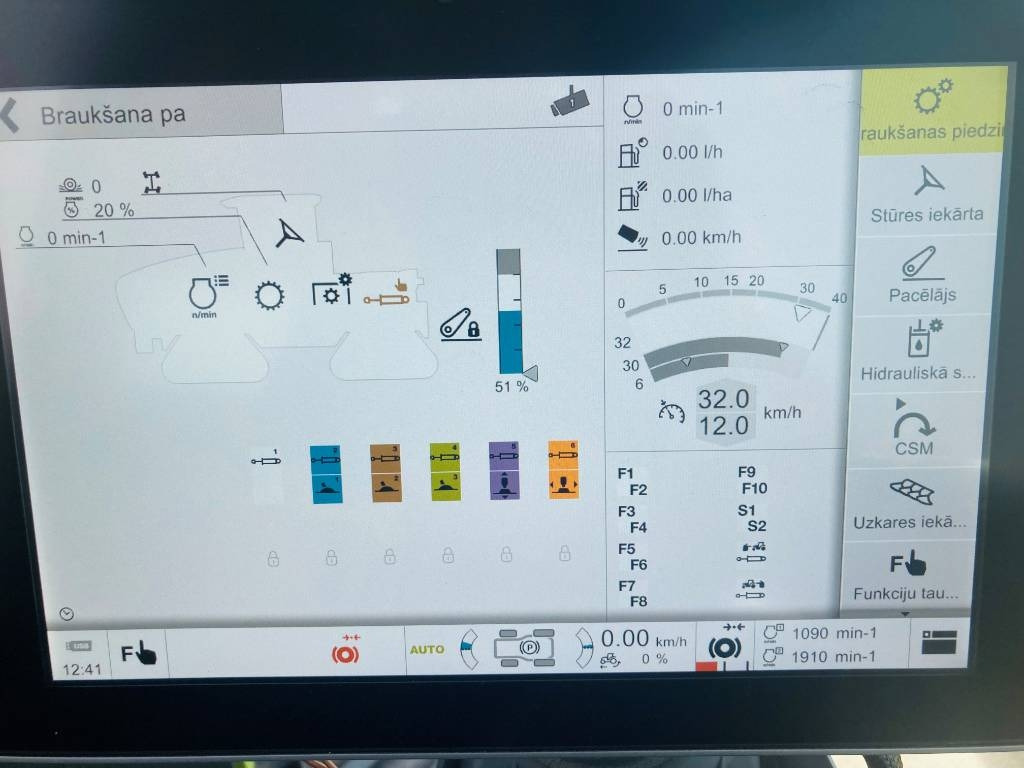 Tractor Claas XERION 5000 TRAC TS