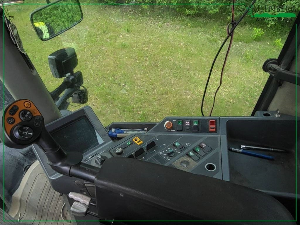 Tractor Claas Xerion 3300 Trac