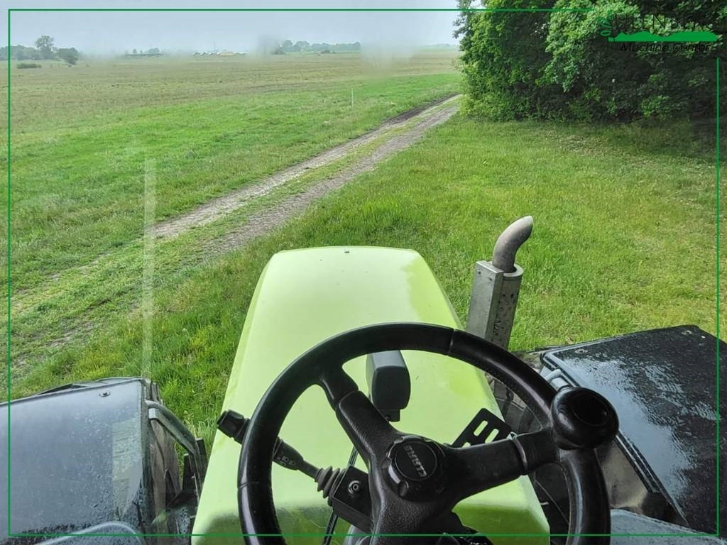 Tractor Claas Xerion 3300 Trac
