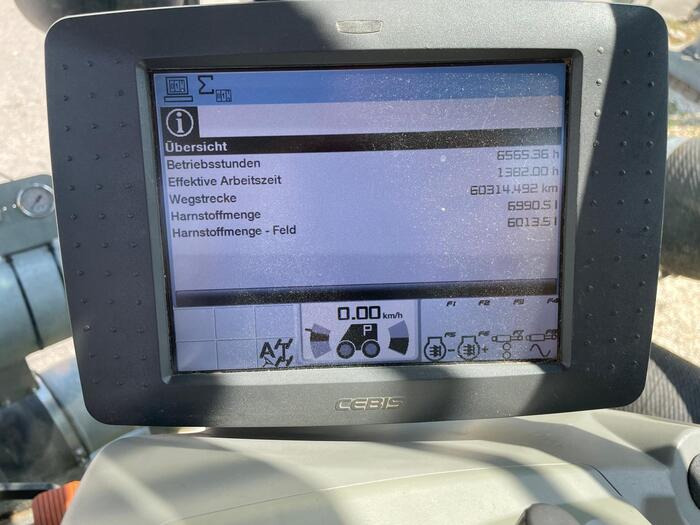 Tractor Claas Xerion 4000