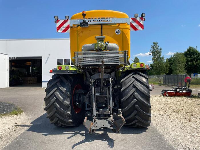 Tractor Claas Xerion 4000