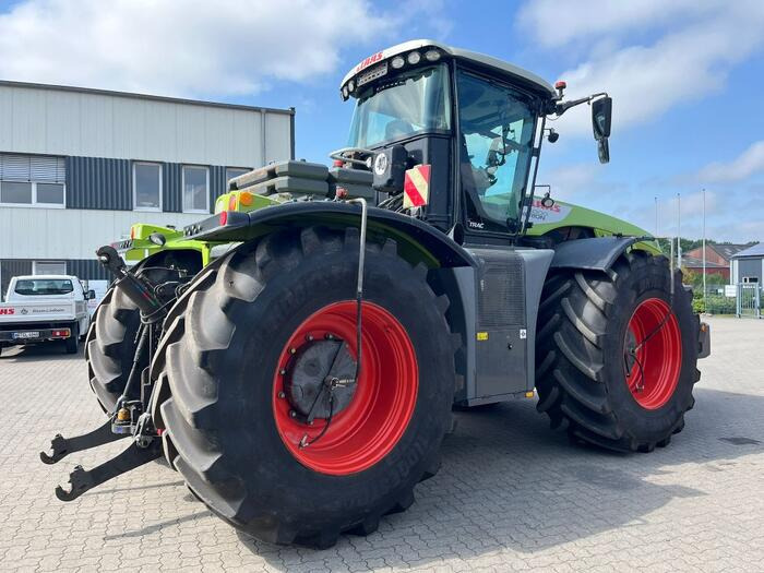 Tractor Claas Xerion 5000 Trac