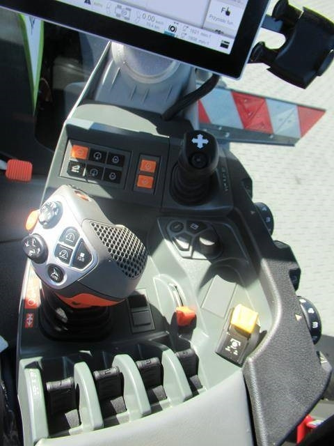 Tractor Claas Xerion 5000 Trac