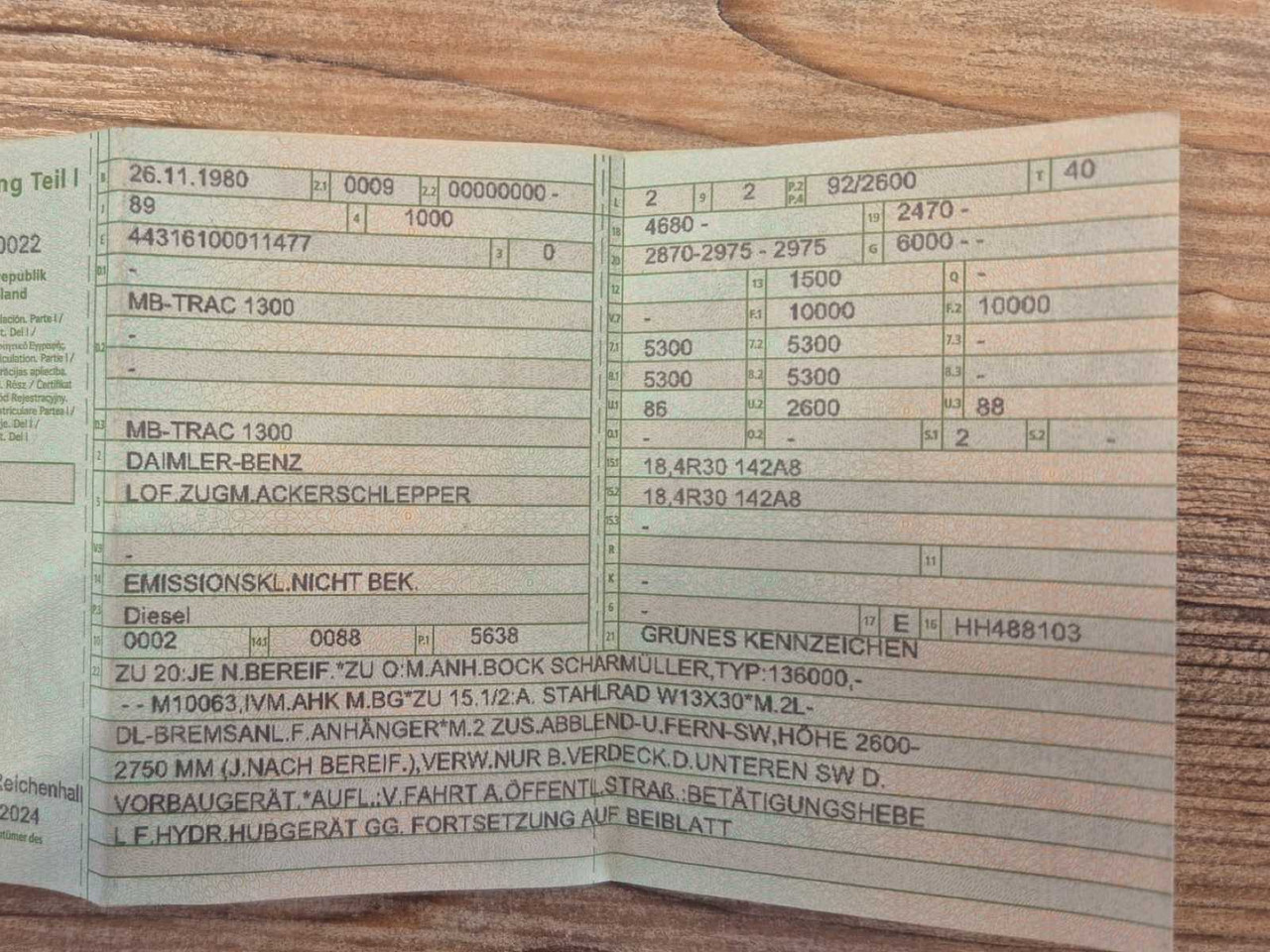 Tractor DAIMLER-BENZ MB-TRAC 1300 FRONT LOADER