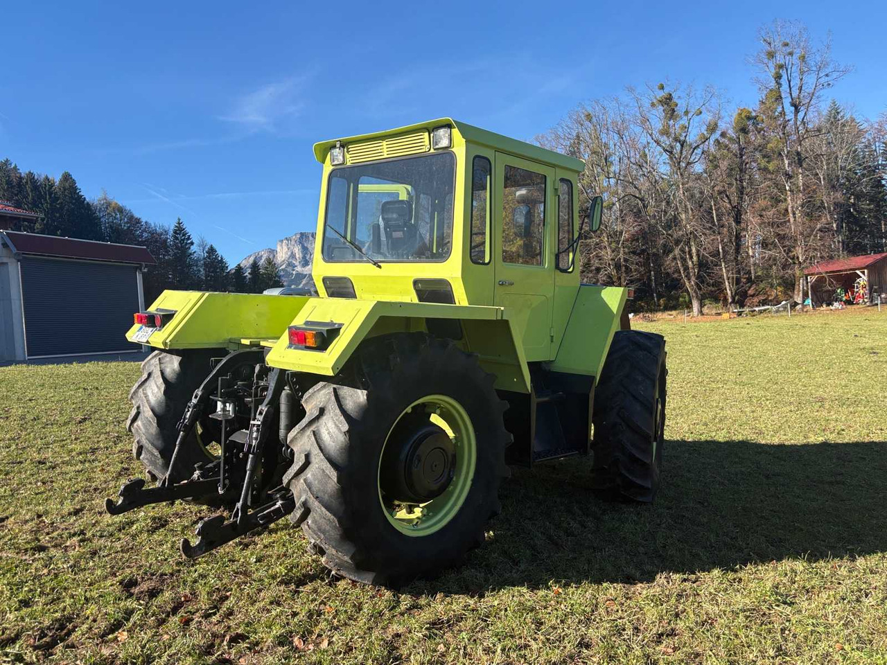 Tractor DAIMLER-BENZ MB-TRAC 1300 FRONT LOADER
