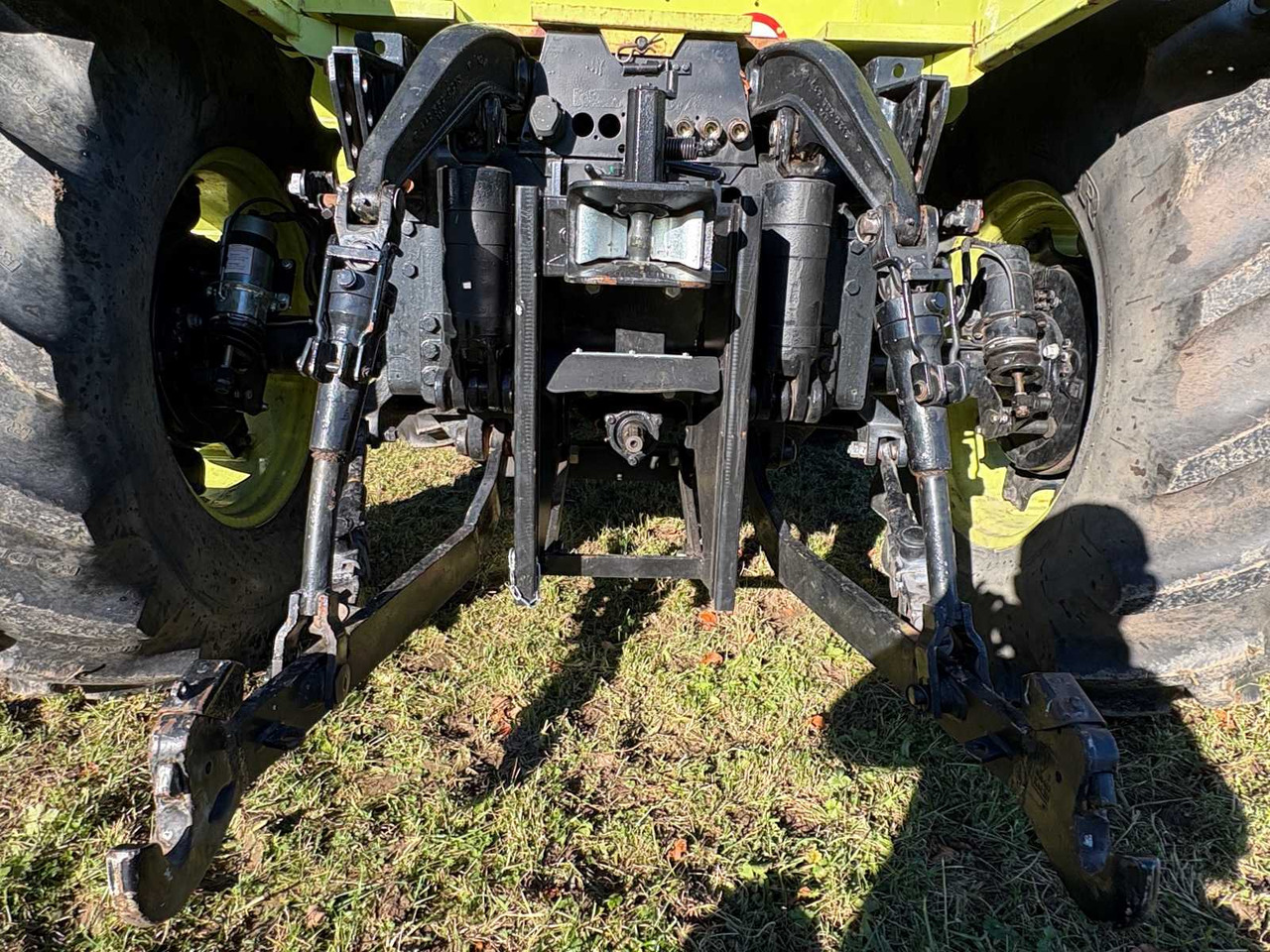 Tractor DAIMLER-BENZ MB-TRAC 1300 FRONT LOADER