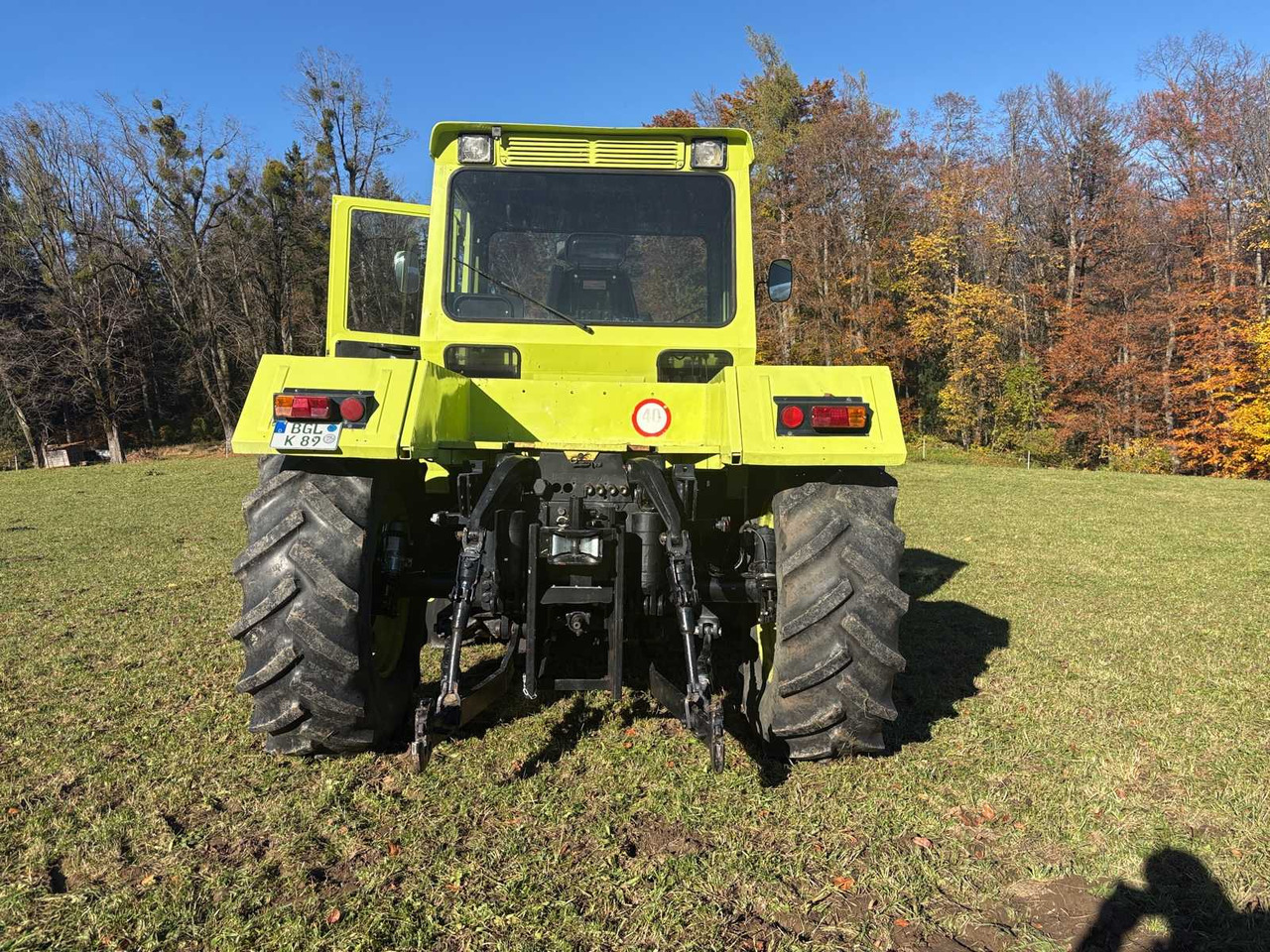 Tractor DAIMLER-BENZ MB-TRAC 1300 FRONT LOADER