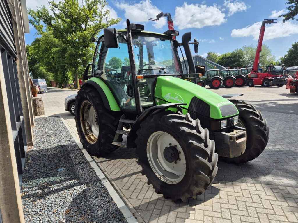 Tractor DEUTZ AGROTRON 85