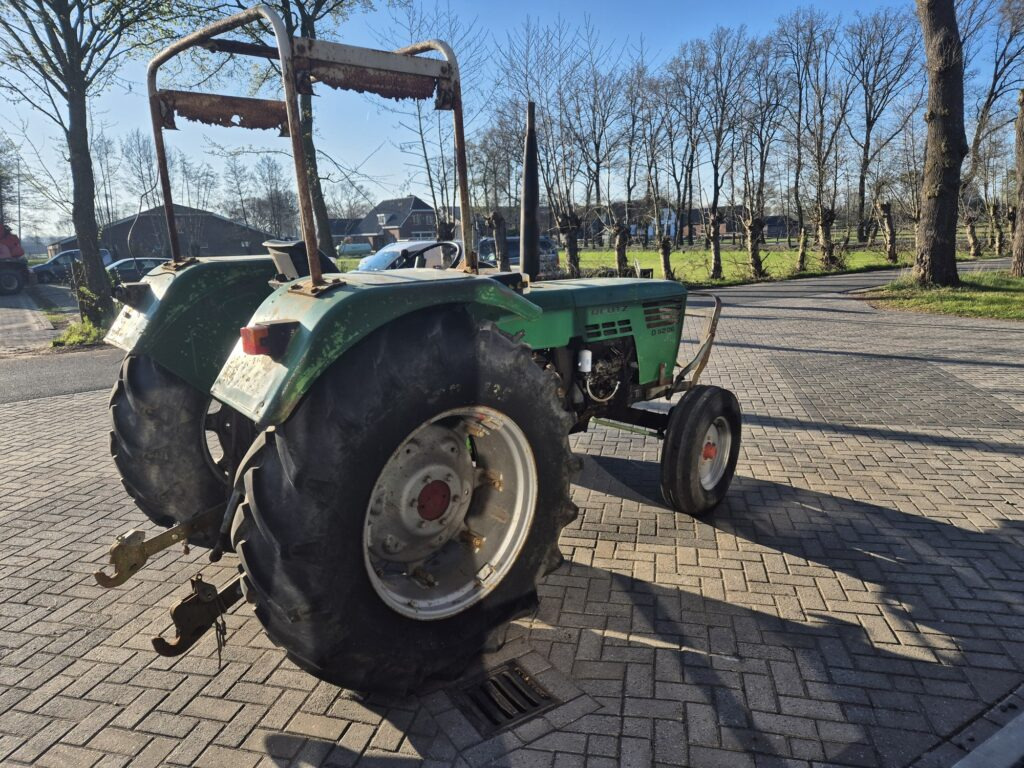 Tractor DEUTZ D5206