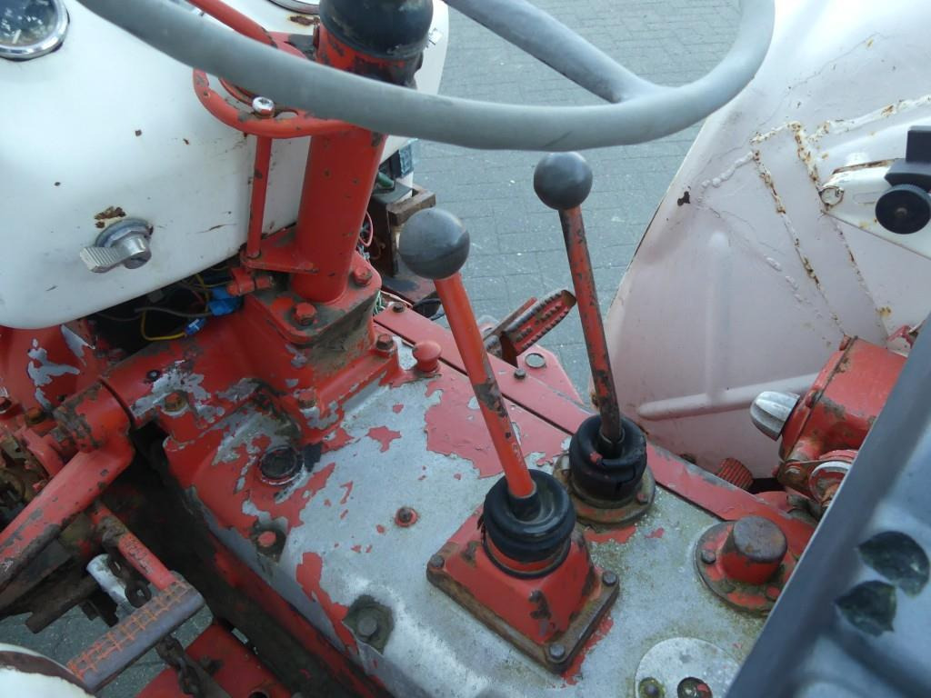 Tractor David Brown 885