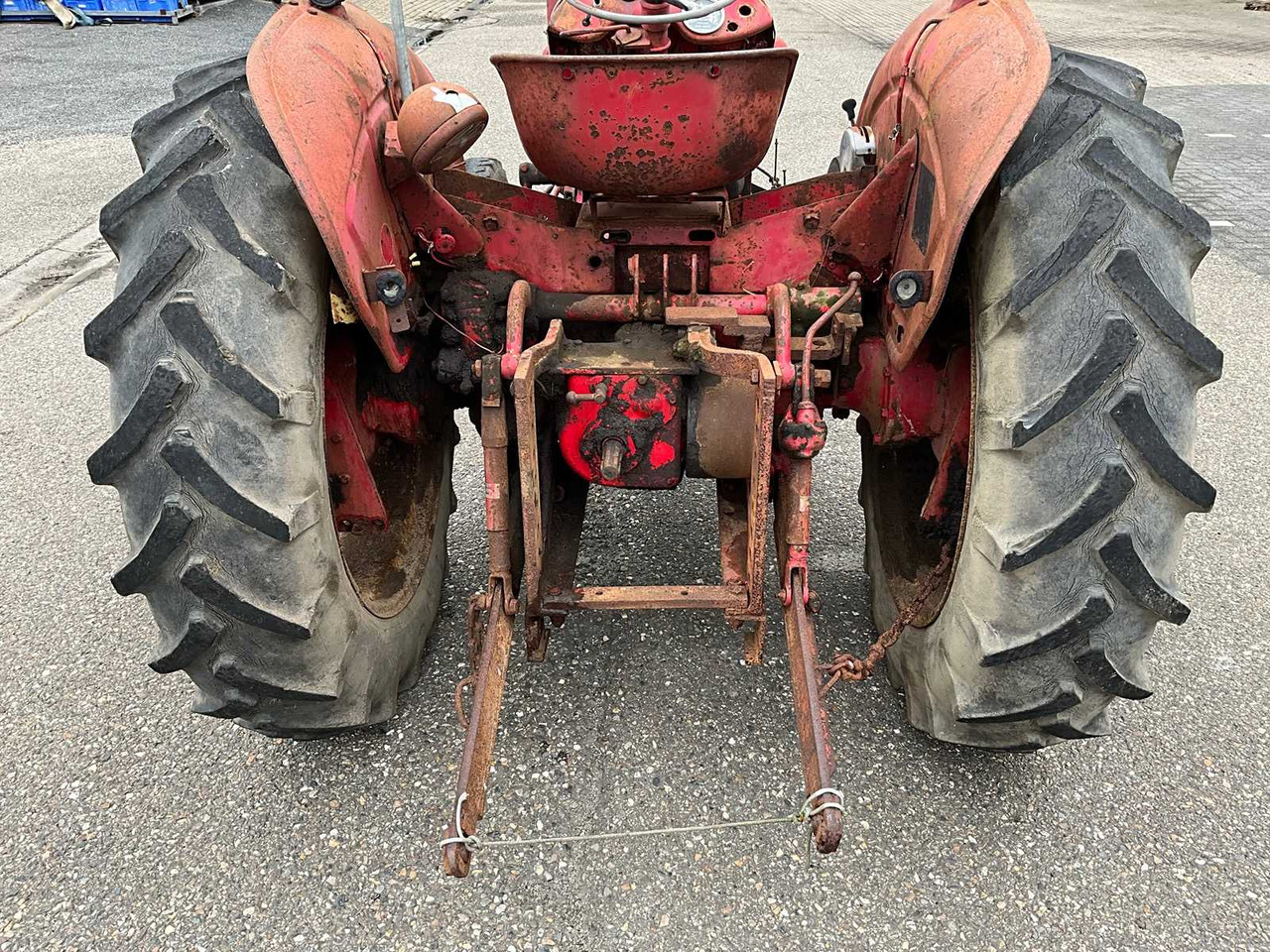 Tractor David Brown 950