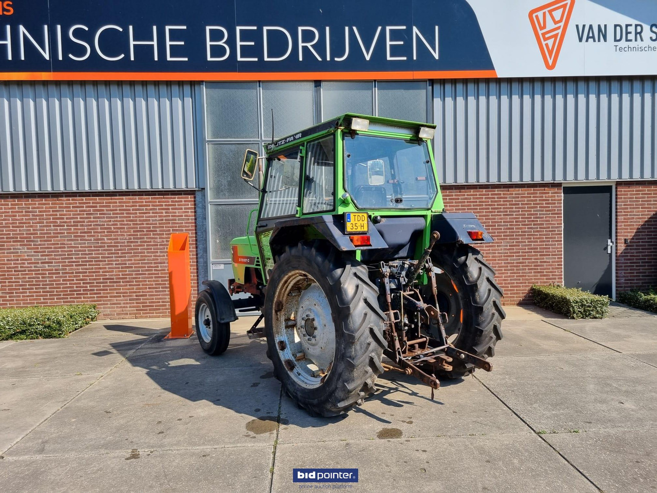 Tractor Deutz-Fahr 7207C