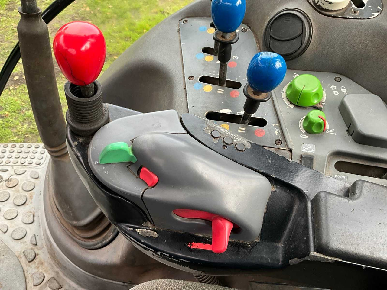 Tractor Deutz-Fahr Agrotron 35 MK