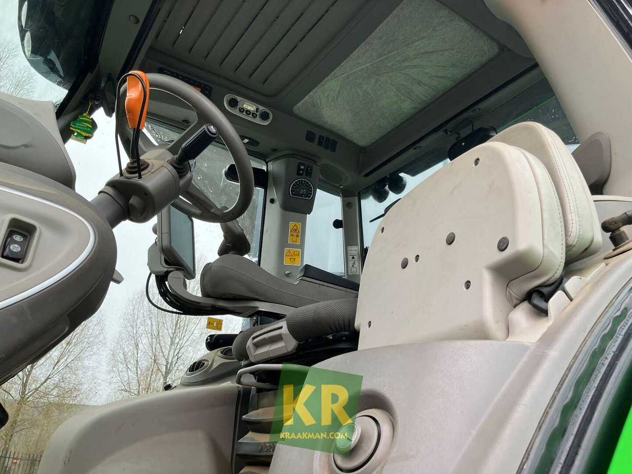 Tractor Deutz Fahr Agrotron 6150 TTV tractor