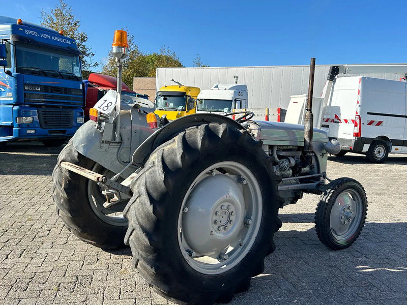 Tractor Diversen FERGUSON tractor