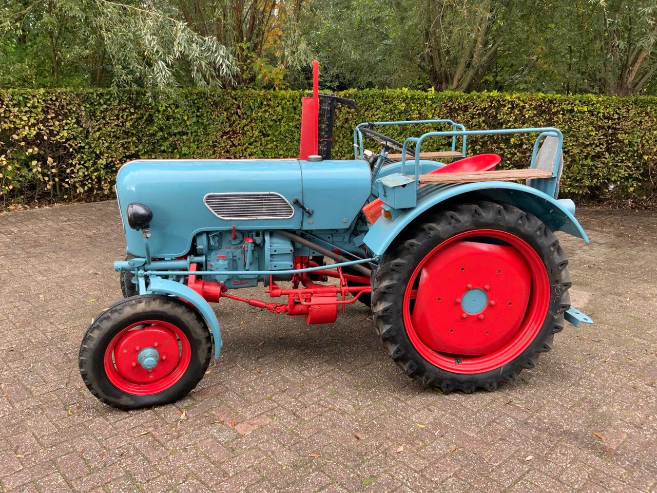 Tractor Eicher EM295g
