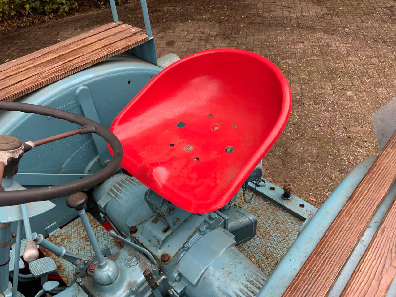 Tractor Eicher EM295g