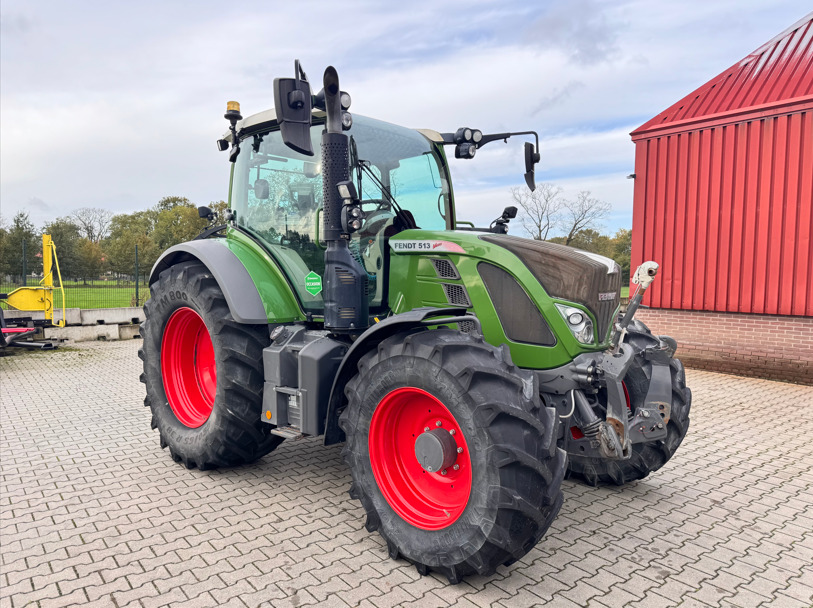 Tractor FENDT 513 Vario S4 PowerPlus