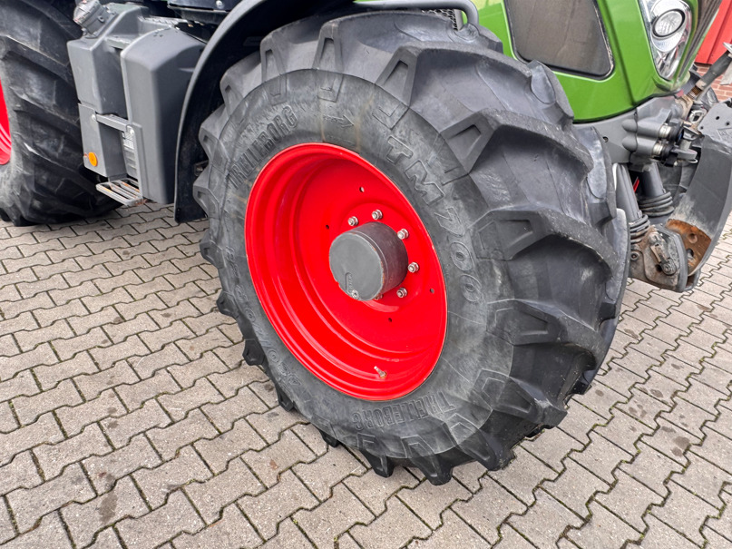 Tractor FENDT 513 Vario S4 PowerPlus