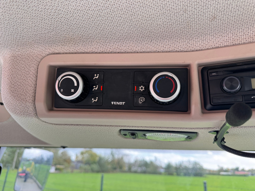 Tractor FENDT 513 Vario S4 PowerPlus