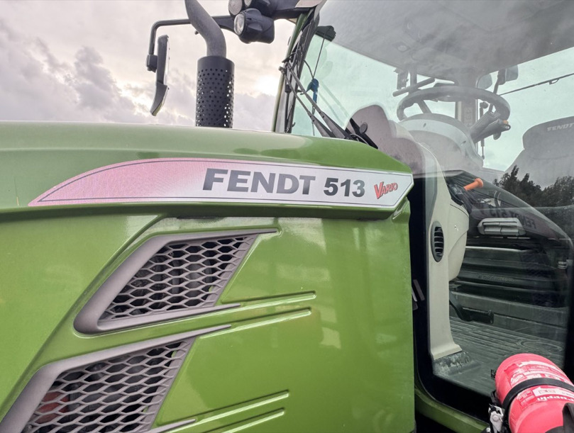 Tractor FENDT 513 Vario S4 PowerPlus